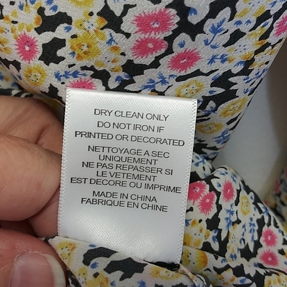 Equipment Femme Signature Silk Blouse - Picture 12 of 12